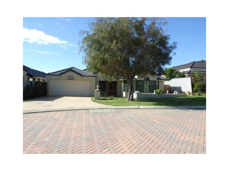 28 Aquarius Ramble, Ocean Reef WA 6027