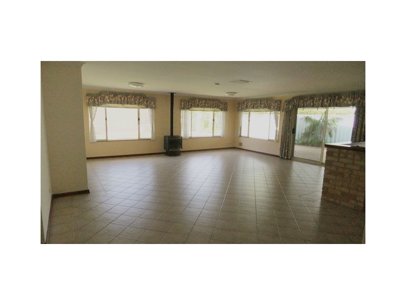 60 Bacchante Circle, Ocean Reef WA 6027