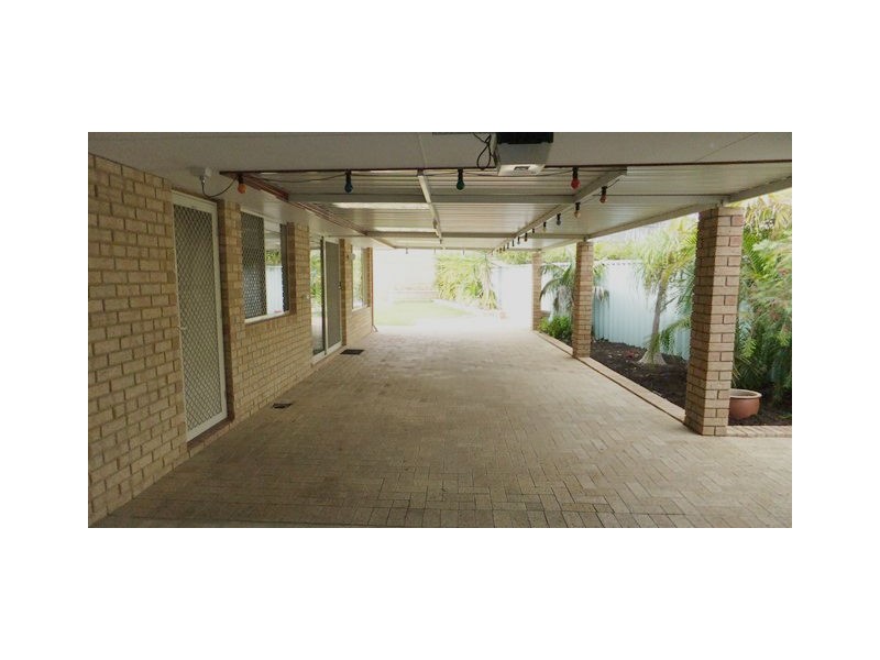 60 Bacchante Circle, Ocean Reef WA 6027