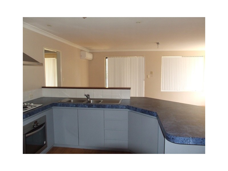 6 Sykes Cove, Clarkson WA 6030