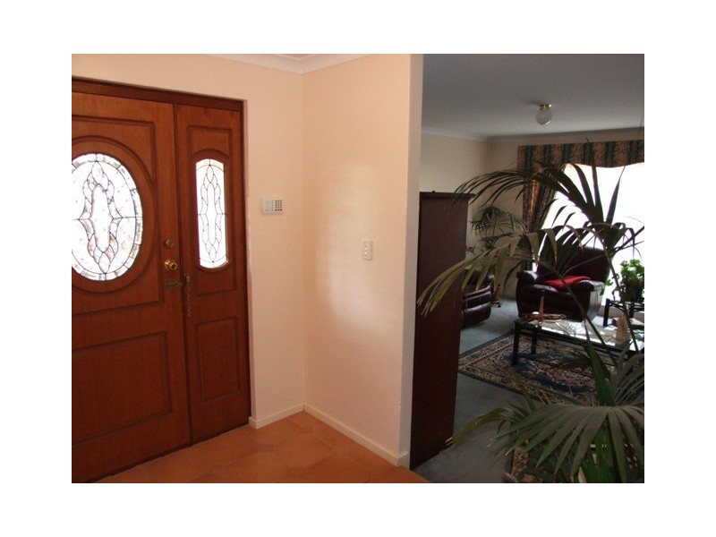 6 Samos Place, Mindarie WA 6030