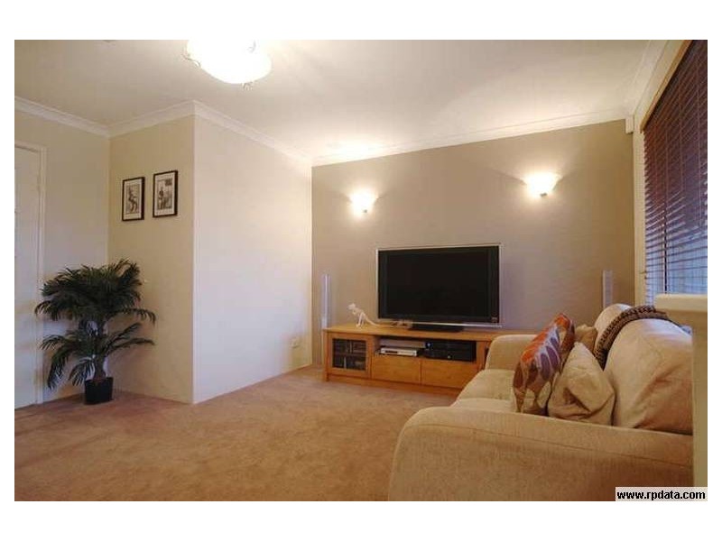 10 Grangemouth Turn, Kinross WA 6028