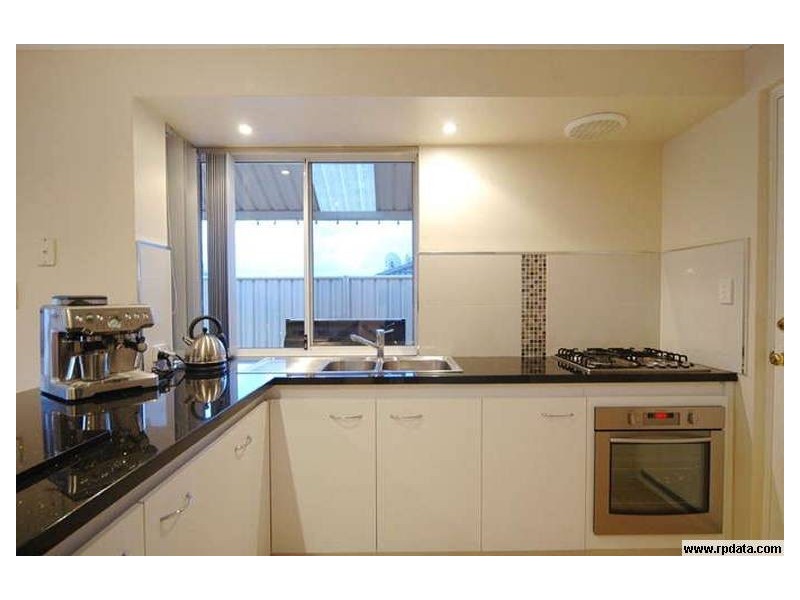 10 Grangemouth Turn, Kinross WA 6028