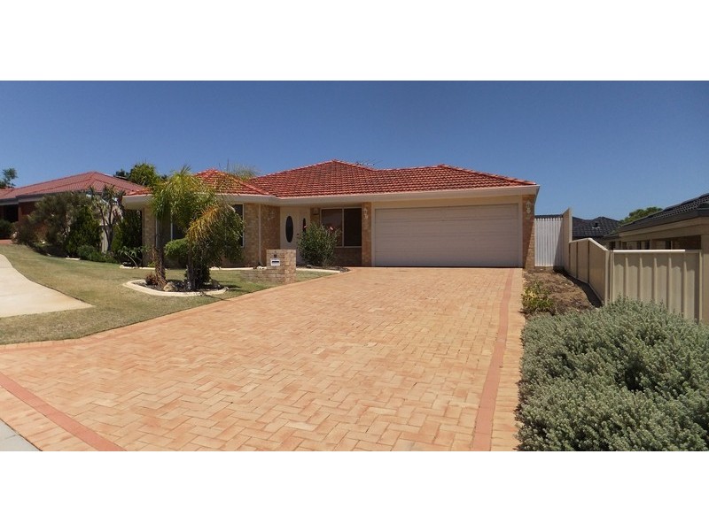 10 Grangemouth Turn, Kinross WA 6028