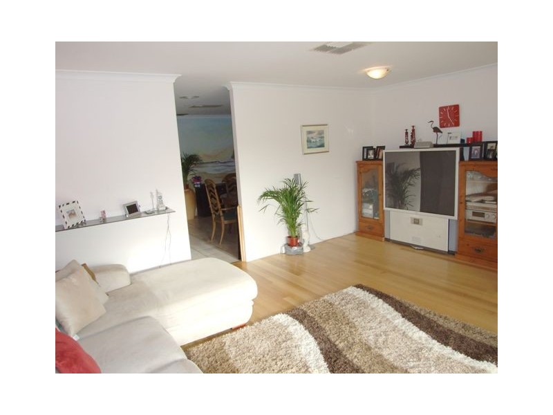 10 Shinners Green, Clarkson WA 6030