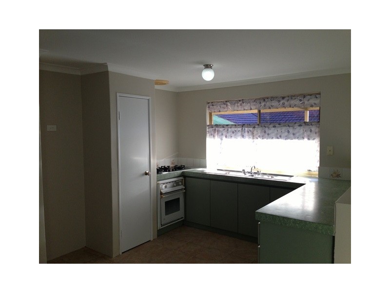 11 Carberry Square, Clarkson WA 6030