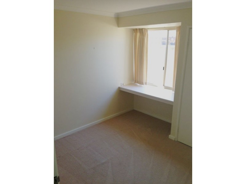 42 Glendevon Turn, Kinross WA 6028