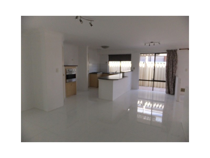 15 Reseda Elbow, Banksia Grove WA 6031