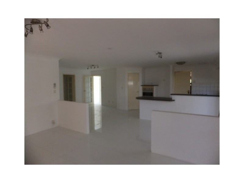 15 Reseda Elbow, Banksia Grove WA 6031