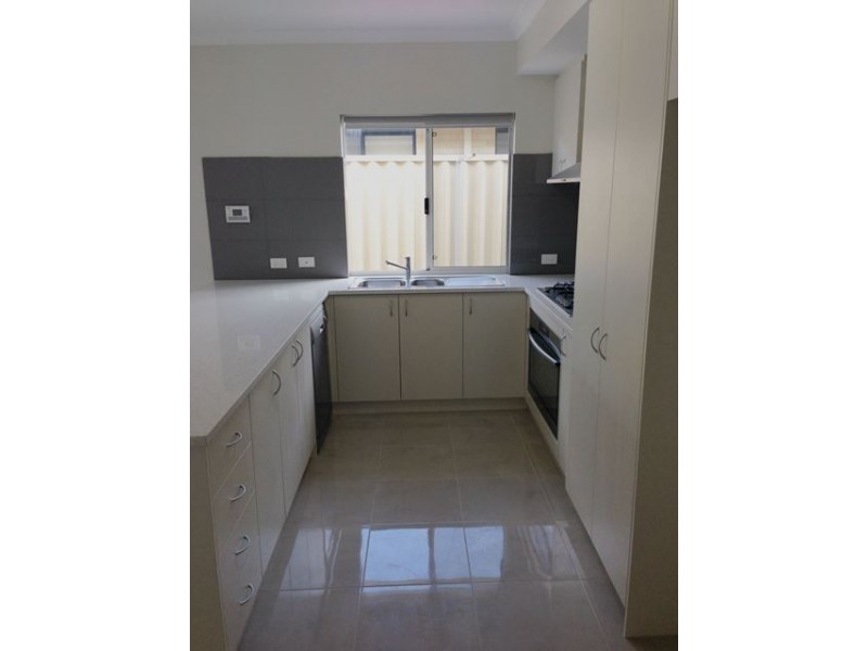 10 Ongar Road, Butler WA 6036