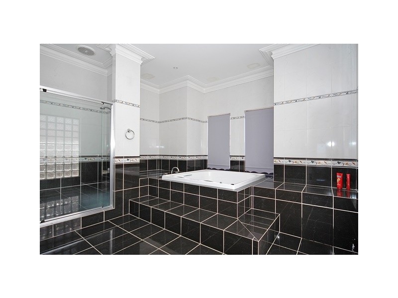 9 Royal James Court, Quinns Rocks WA 6030