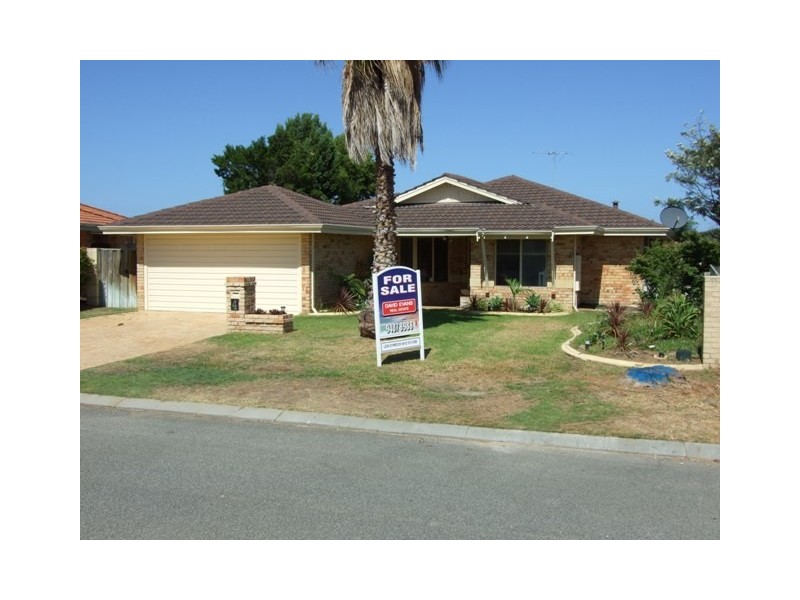 4 Fawley Retreat, Mindarie WA 6030