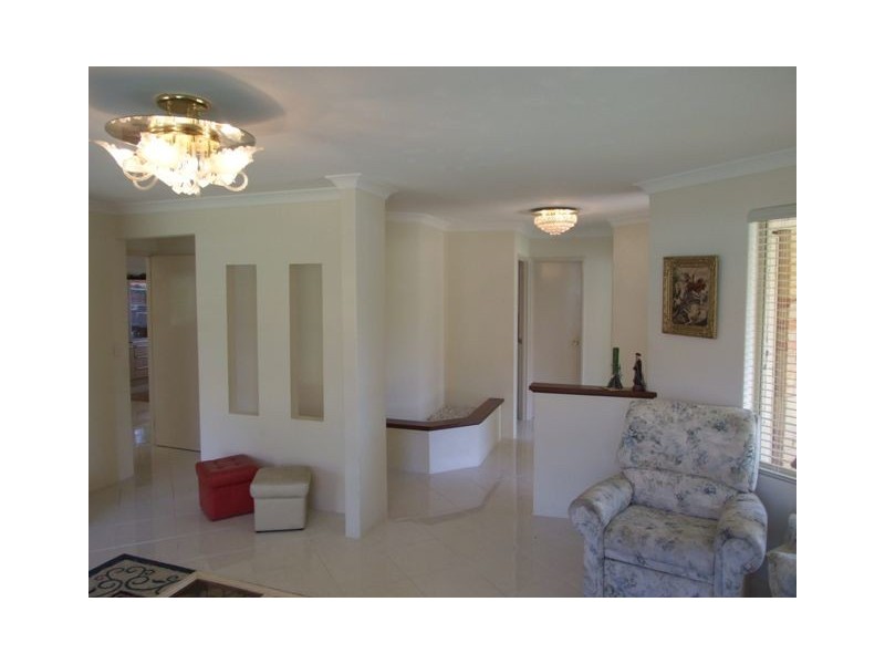 4 Fawley Retreat, Mindarie WA 6030