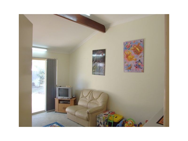 4 Fawley Retreat, Mindarie WA 6030