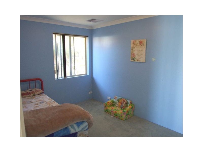 4 Fawley Retreat, Mindarie WA 6030