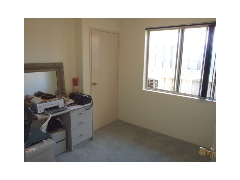 4 Fawley Retreat, Mindarie WA 6030