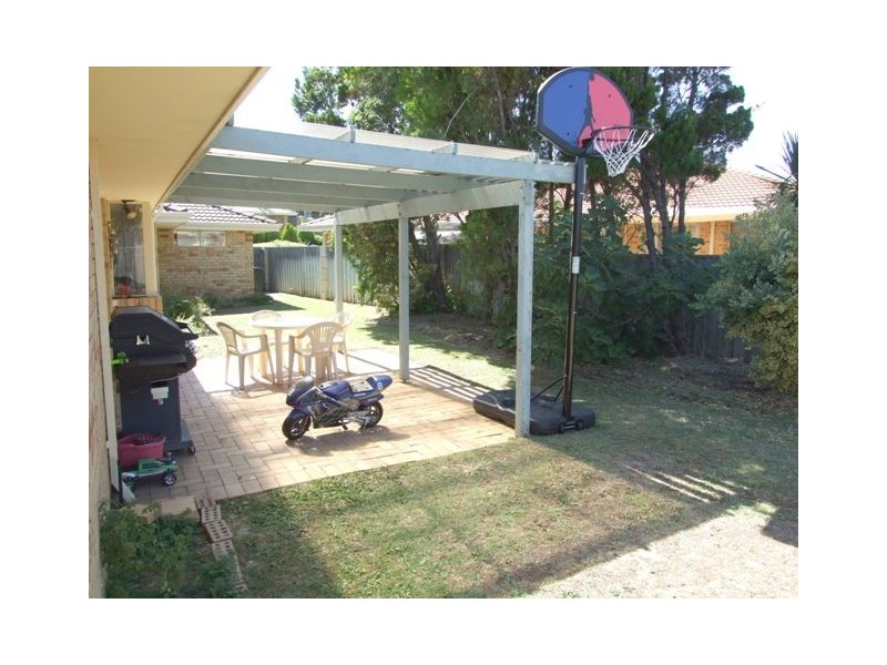 4 Fawley Retreat, Mindarie WA 6030