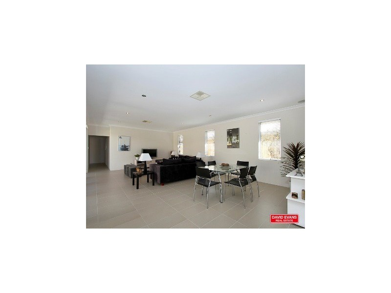 11 Carmathen Avenue, Butler WA 6036