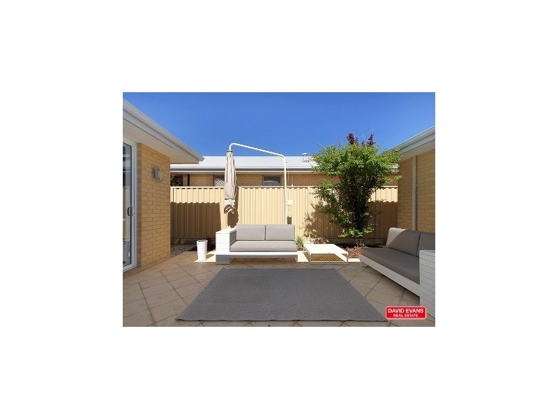 11 Carmathen Avenue, Butler WA 6036