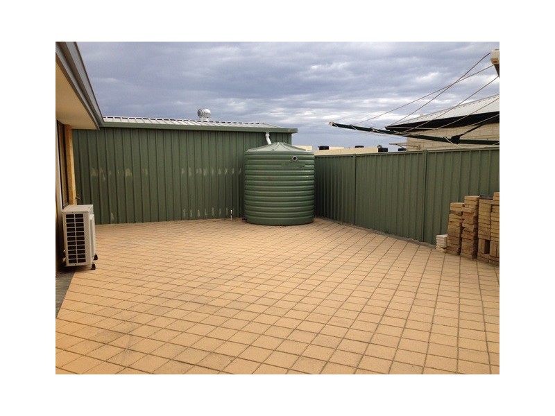 25 Adelong Circuit, Merriwa WA 6030