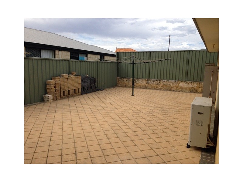 25 Adelong Circuit, Merriwa WA 6030