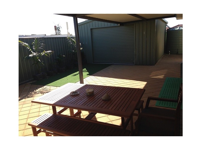 25 Adelong Circuit, Merriwa WA 6030