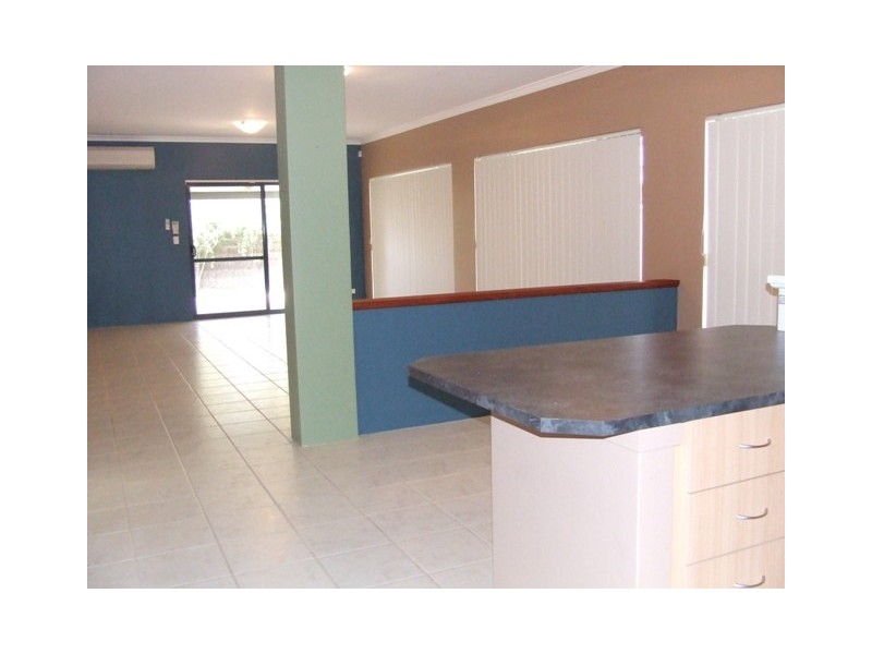 5 Eversden Crescent, Butler WA 6036