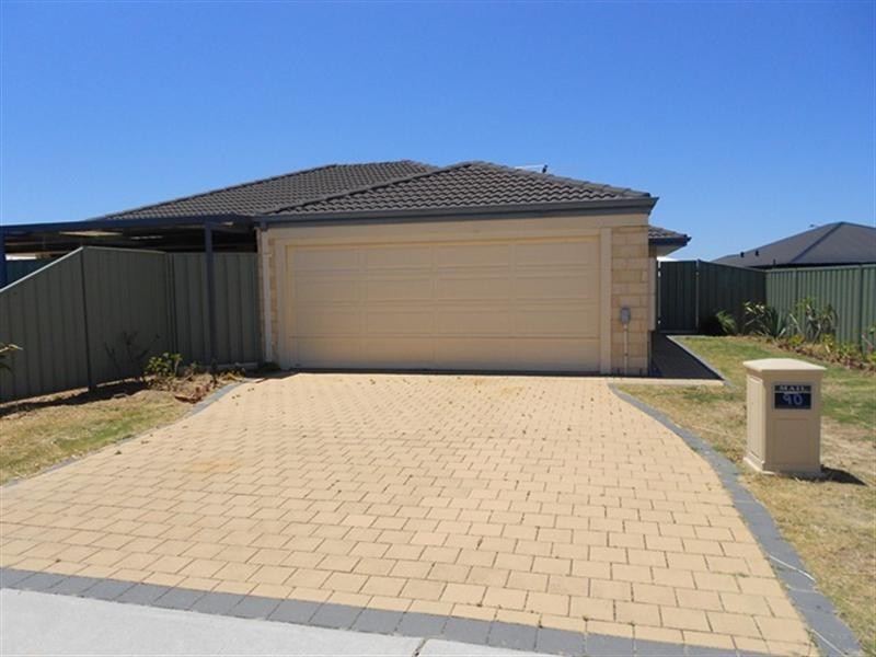 90 Seagrove Boulevard, Merriwa WA 6030