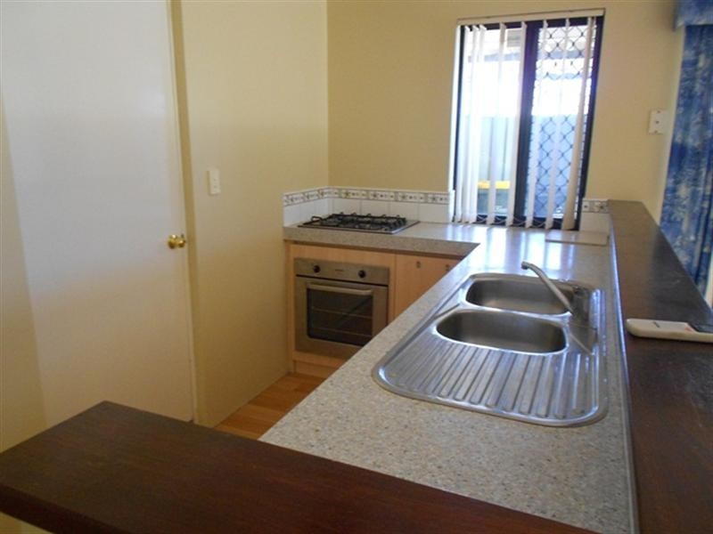 90 Seagrove Boulevard, Merriwa WA 6030