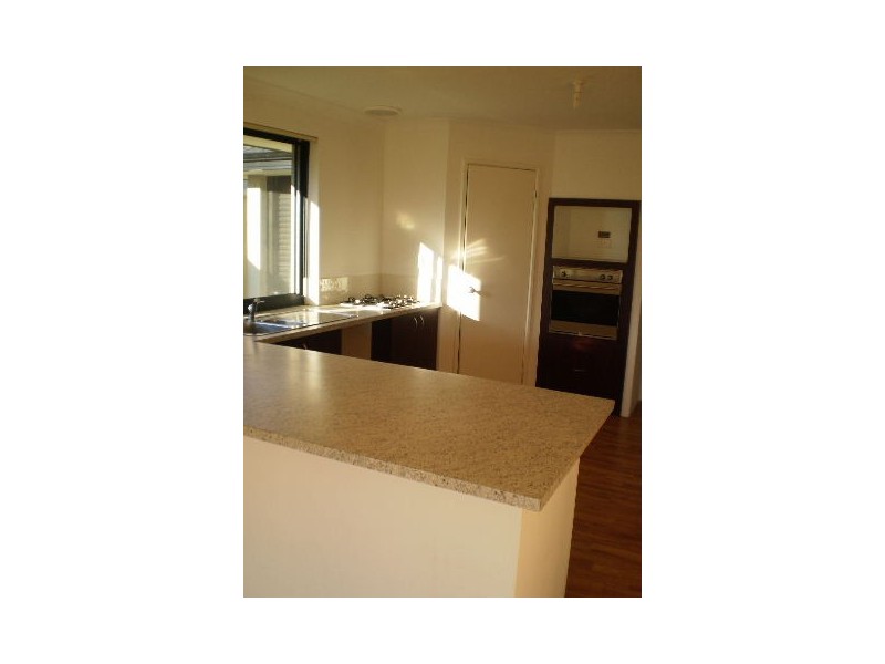 5 Benjamin Crescent, Tapping WA 6065