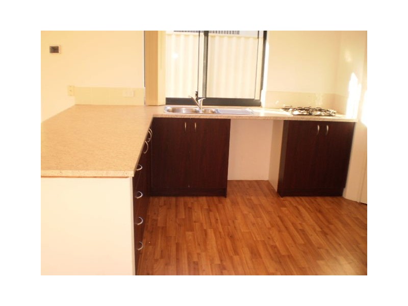 5 Benjamin Crescent, Tapping WA 6065