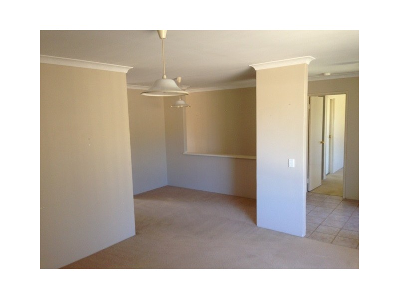 2 Mossdale Pass, Kinross WA 6028