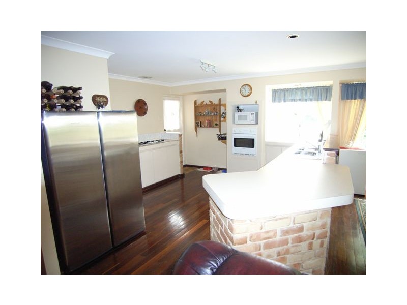 3 Radstock Cct, Ridgewood WA 6030