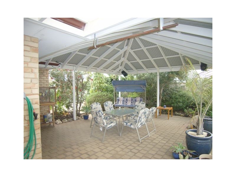 3 Radstock Cct, Ridgewood WA 6030