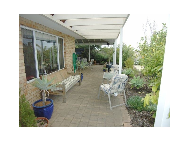 3 Radstock Cct, Ridgewood WA 6030