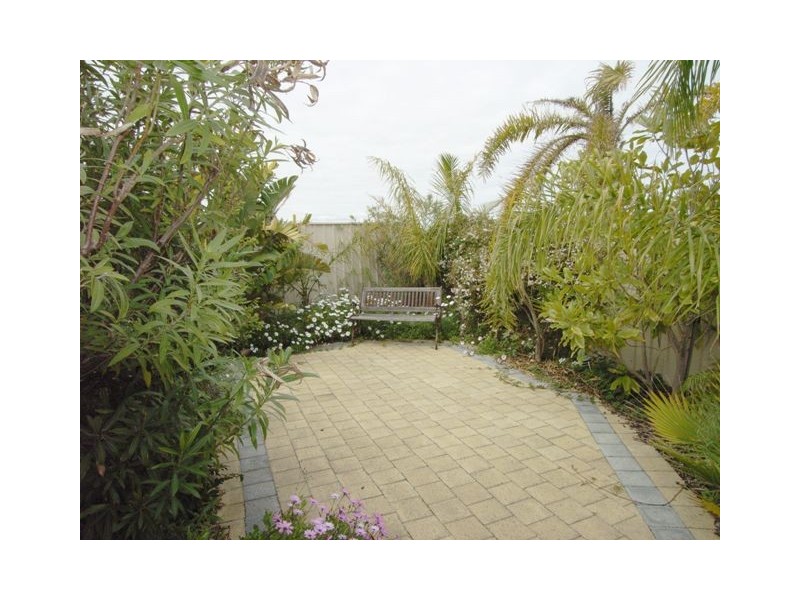 3 Radstock Cct, Ridgewood WA 6030