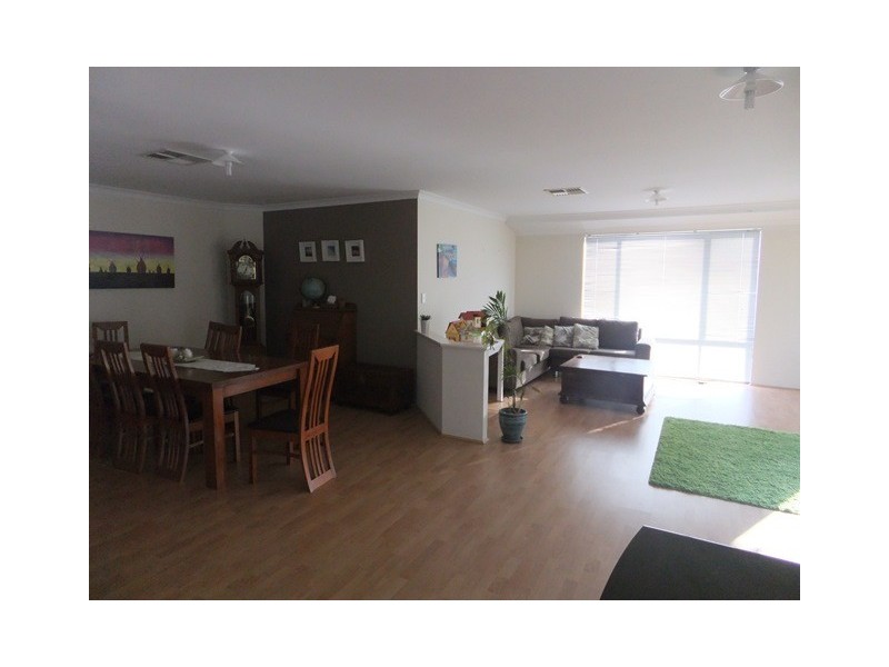 128 Liberty Drive, Clarkson WA 6030