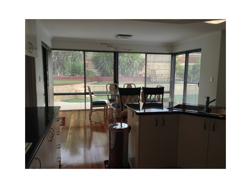 19 Trieste Court, Mindarie WA 6030