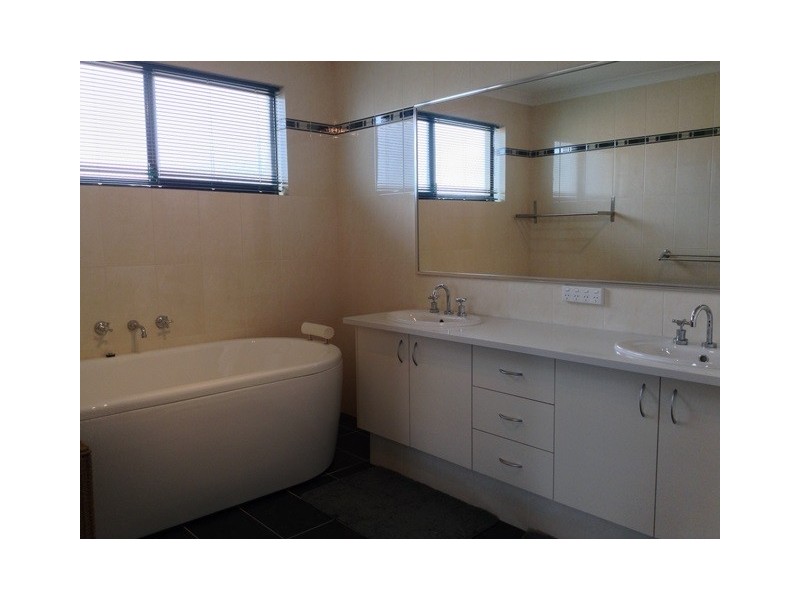 19 Trieste Court, Mindarie WA 6030