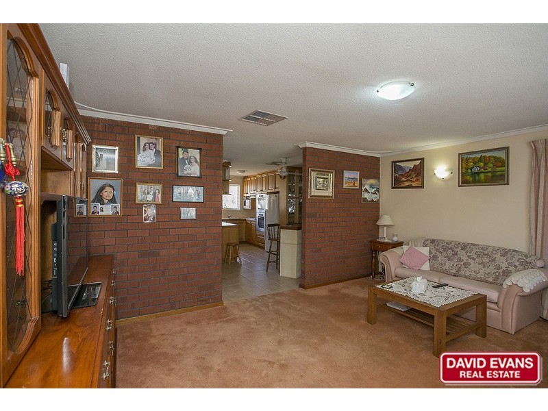 24 Dallas Crescent, Wanneroo WA 6065