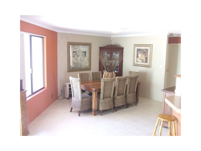 8 Hardwood Turn, Merriwa WA 6030