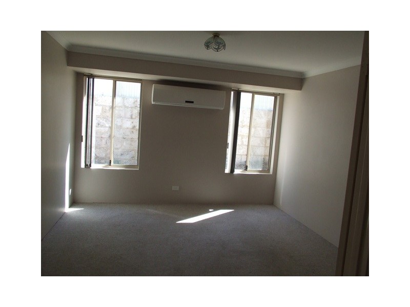 16 Sellar Elbow, Quinns Rocks WA 6030