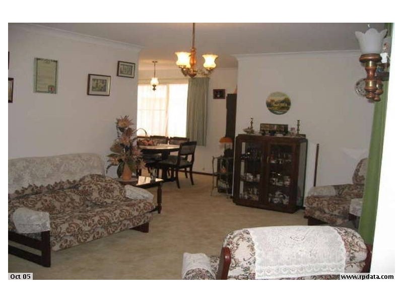 29 Tenggara Ave, Two Rocks WA 6037