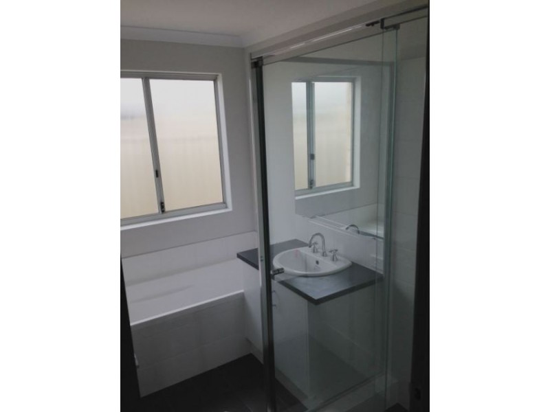 5 Karril Turn, Yanchep WA 6035