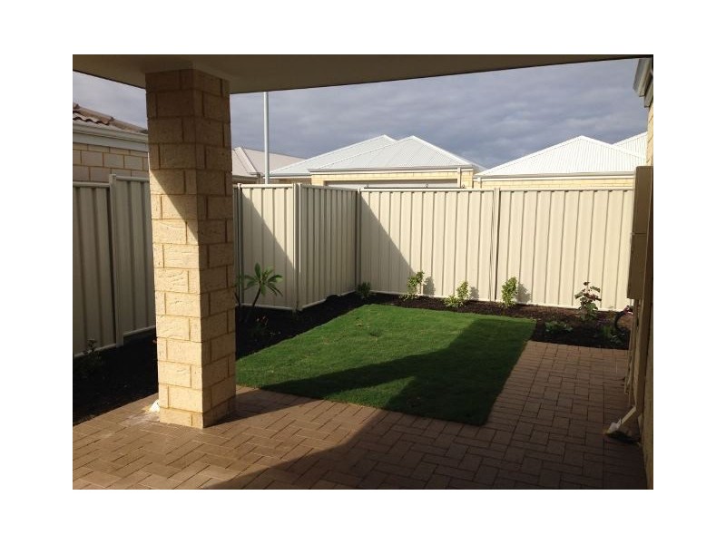 5 Karril Turn, Yanchep WA 6035