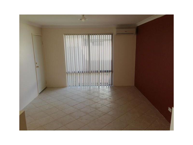 135 Lagoon Drive, Yanchep WA 6035