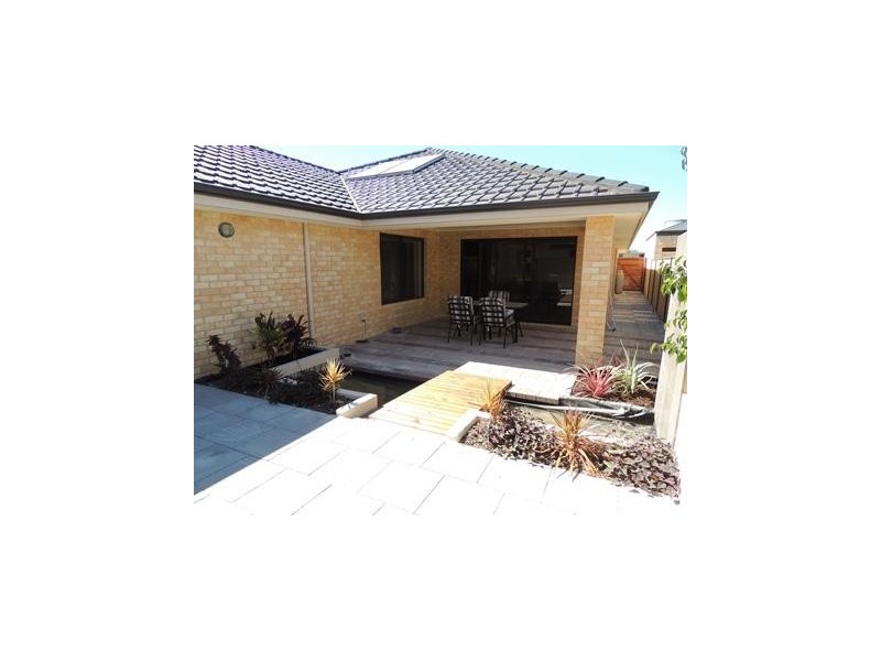 45 Blackwood Meander, Yanchep WA 6035