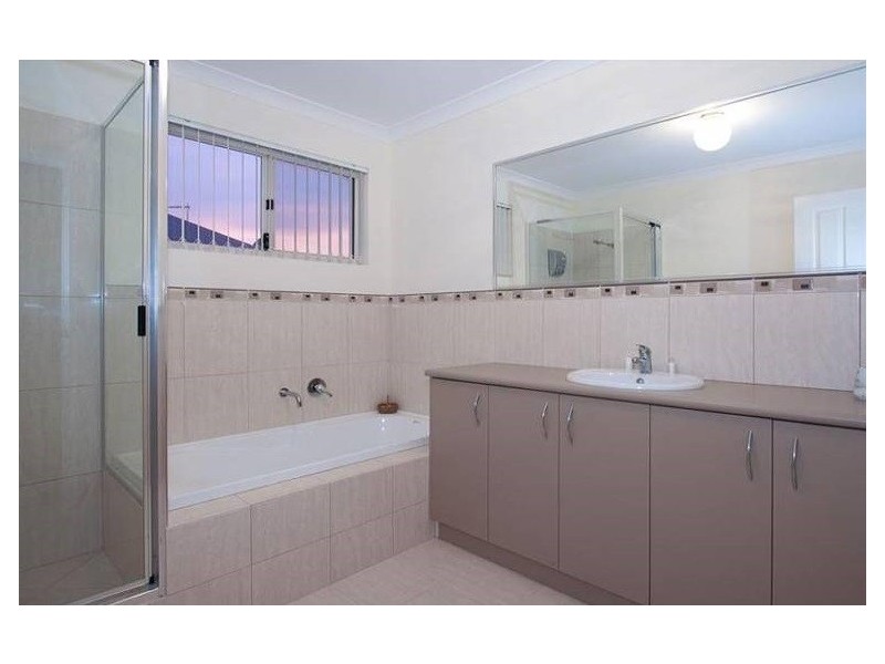3 Stringray Way, Jindalee WA 6036