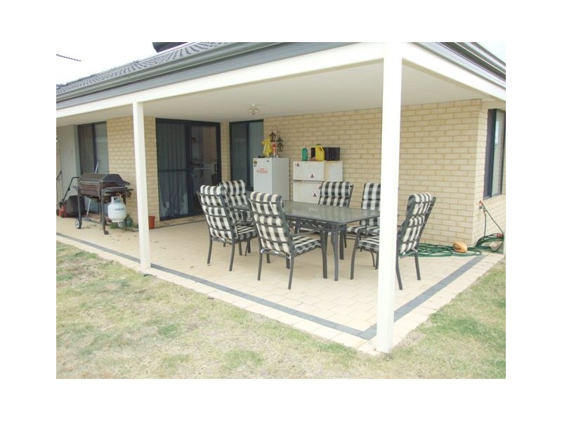 69 Ridgewood Blvd, Ridgewood WA 6030