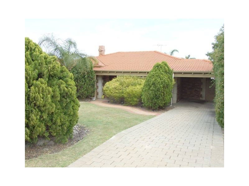 9 Perrona Gardens, Mullaloo WA 6027